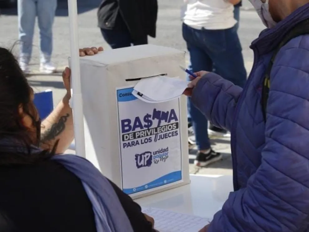 Unidad Popular corrió la fecha del plebiscito que realizaban hoy