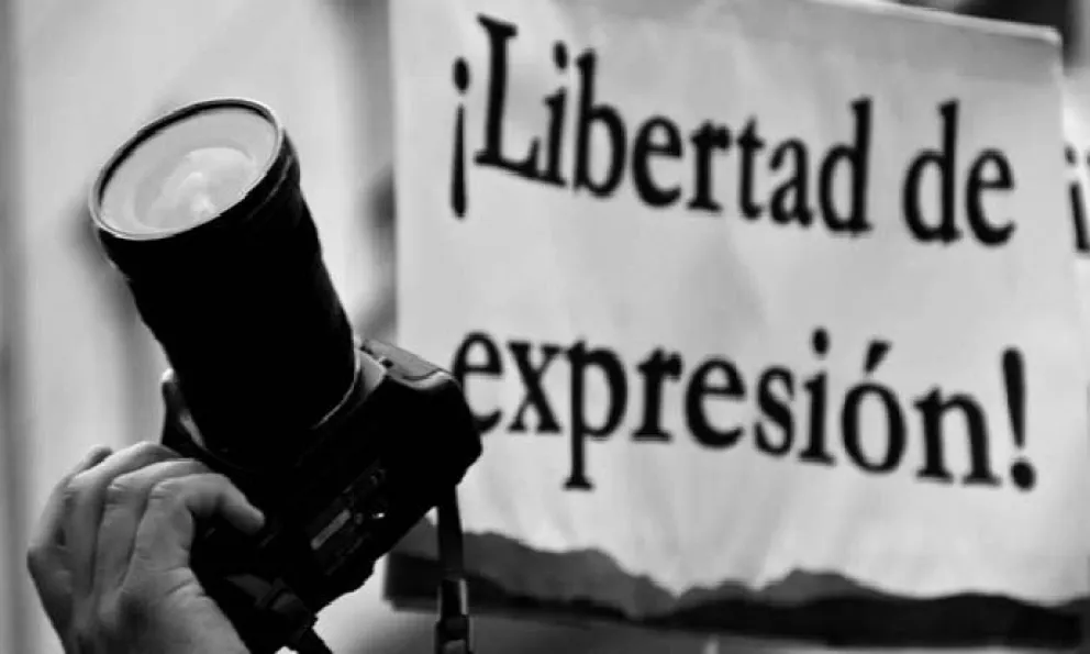 Director llevó a la justicia a un diario y a la docente que lo denunció, pero triunfó la libertad de expresión
