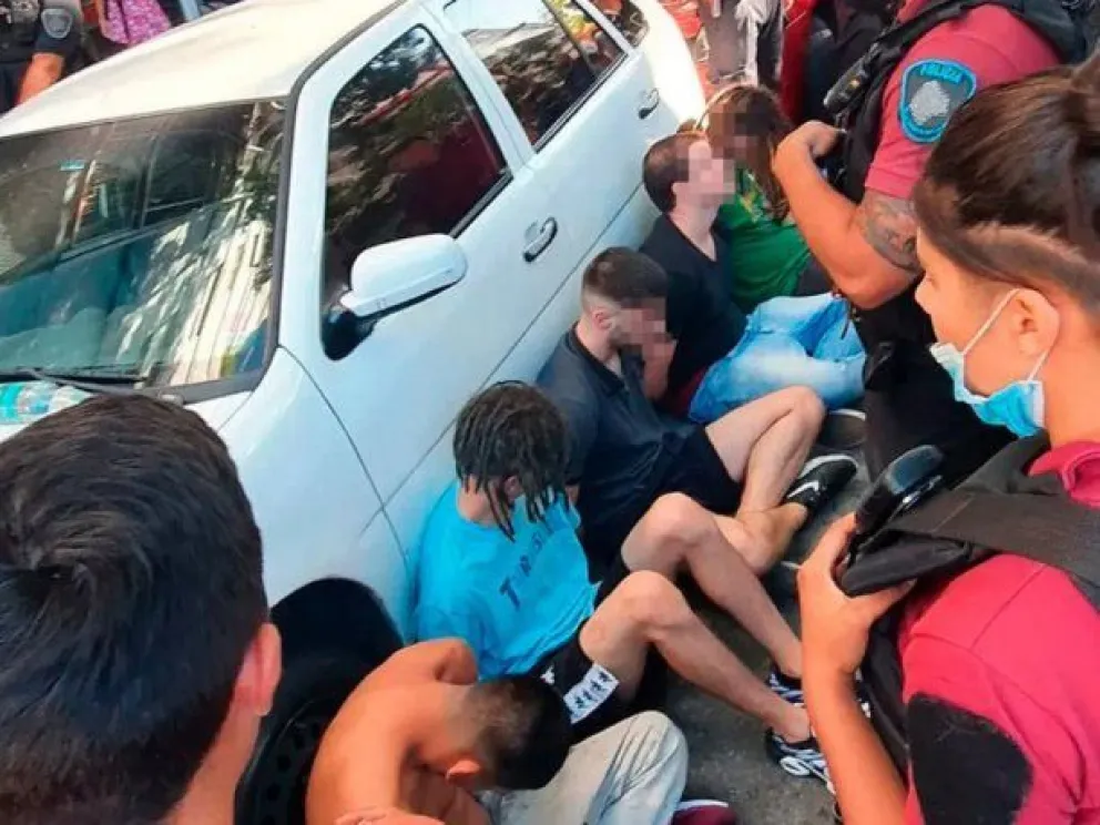 Aberrante: seis hombres se turnaban para violar a una joven a plena luz del día