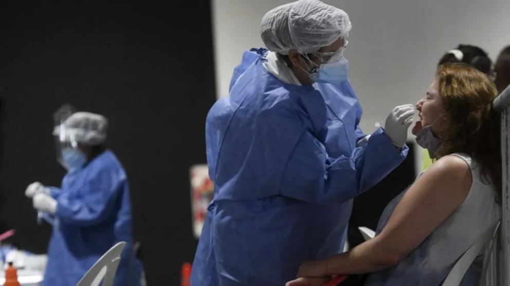 Covid-19 en Argentina: se registraron 105 fallecidos y 3.520 nuevos contagios 