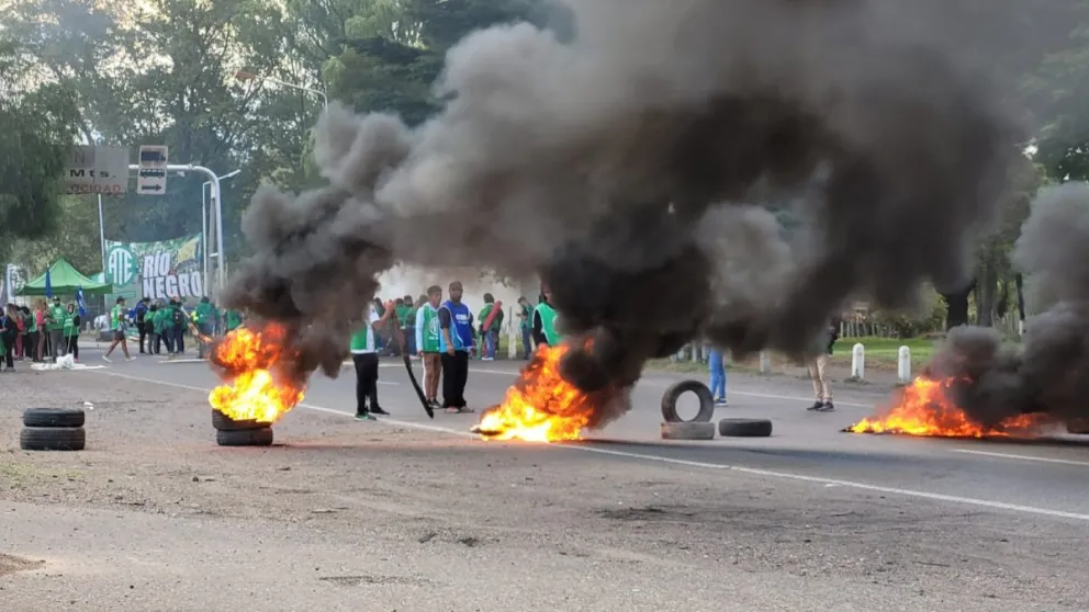 AHORA: Se extiende el corte sobre Ruta 22 y se amplia a la 151