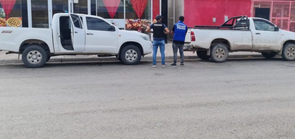 Robaron dos camionetas petroleras y aparecieron a 600 km en Río Negro