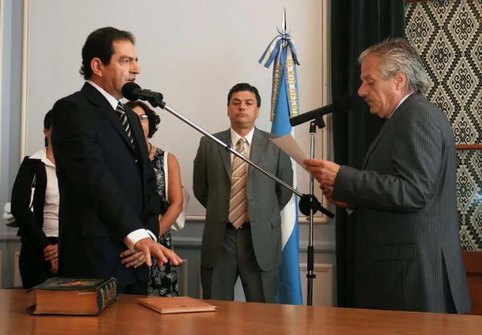 Asumieron funcionarios provinciales
