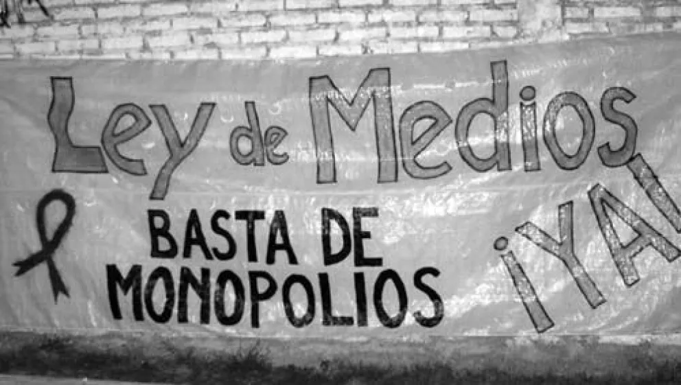 Clarín, Magnetto y el puesto menor