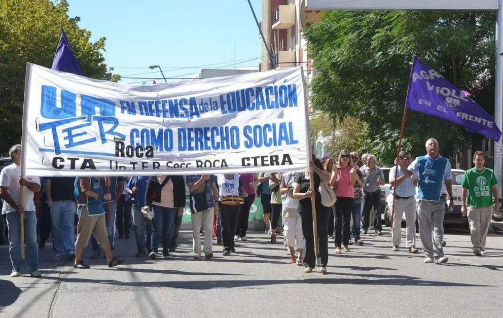 ATE, Unter y UPCN se movilizan en Roca 