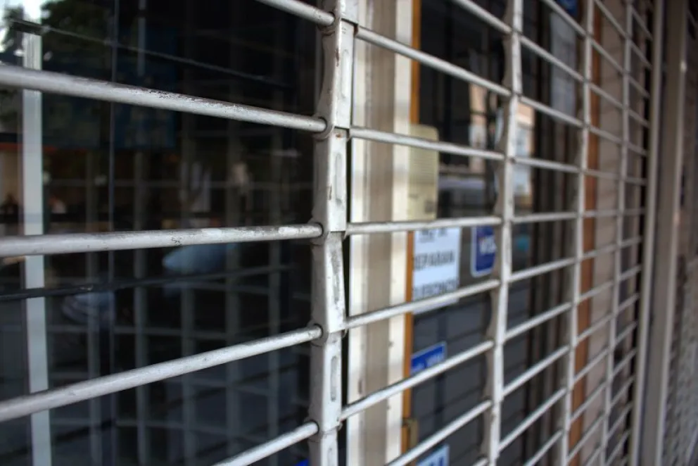 “Seguimos abandonados”: el durísimo comunicado de los comerciantes de Roca