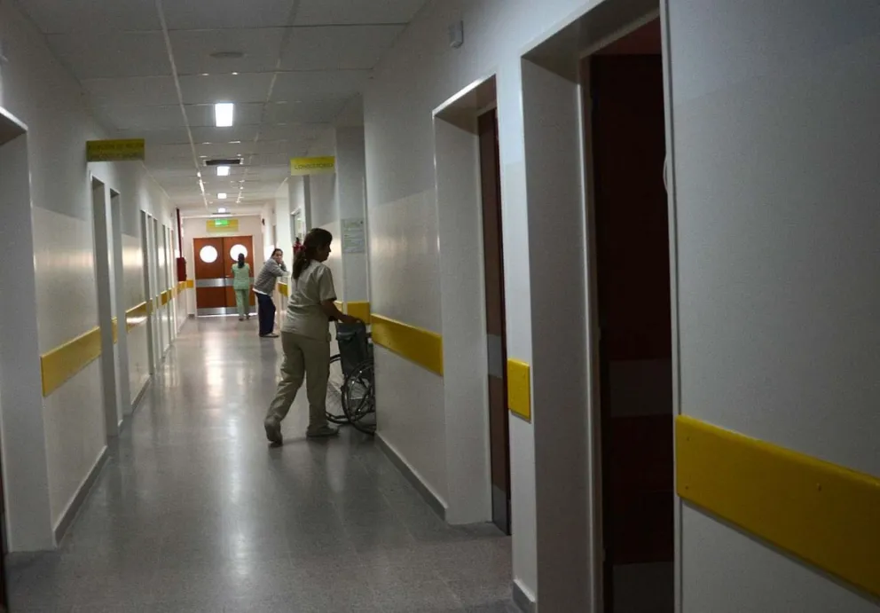 El bebé mordido por un perro sigue delicado. Hace unas horas fue operado nuevamente. Foto (ANR).