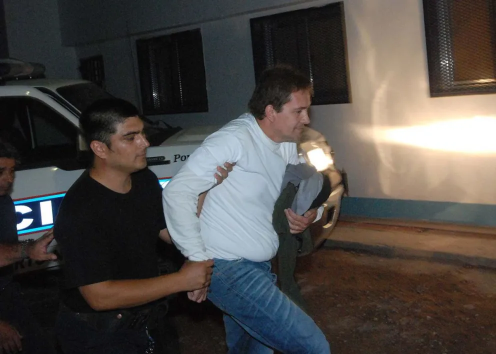 Iturburu fue detenido en 2011. Al llegar al Penal 2, de Roca, fue recibiso a los gritos e insultos por varios damnificados.