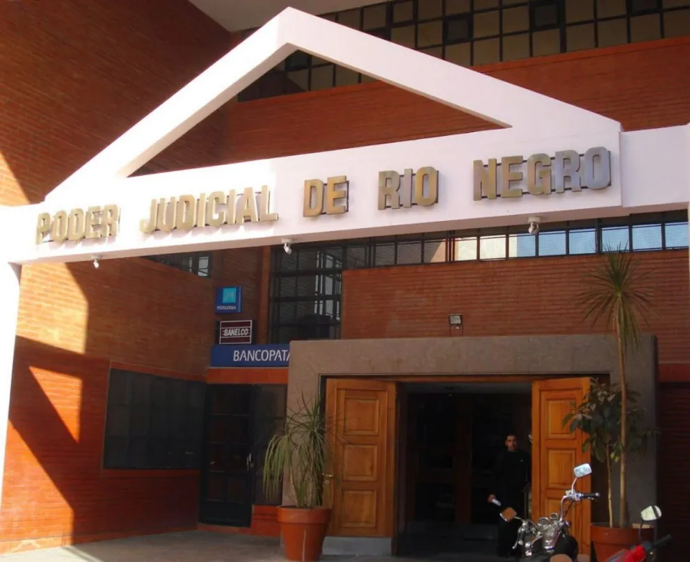 Un informe del Superior Tribunal de Justicia muestra una mayoría de mujeres en el conjunto del personal judicial. Foto: archivo