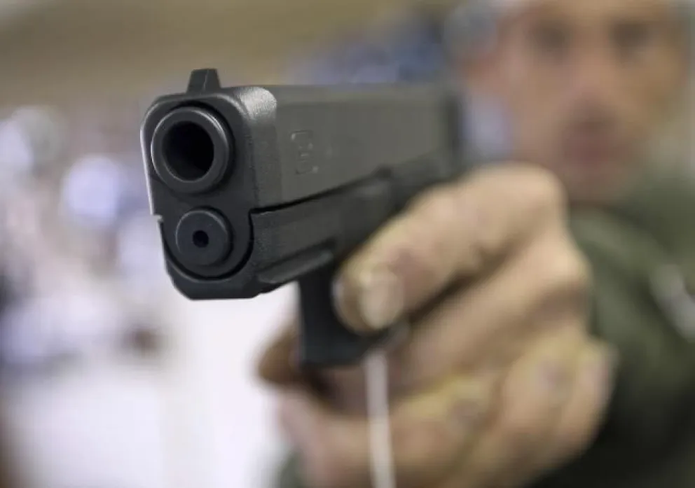 Amenazaron con un arma a inspectores de tránsito 
