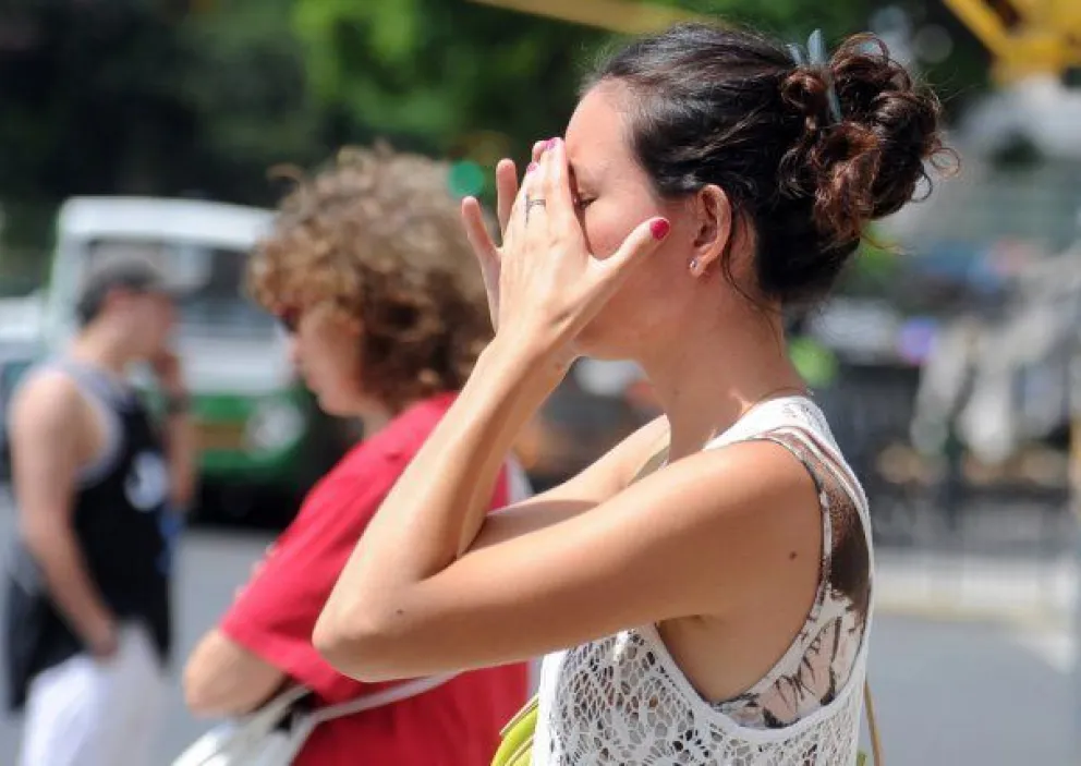 Cuarenta grados de calor: ¿Cómo prevenir y cuidarnos del malicioso UV? 