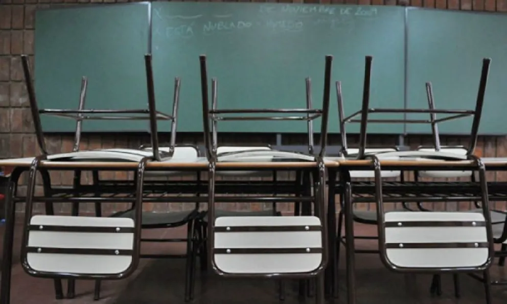 El ciclo lectivo arranca con 3 días de paro