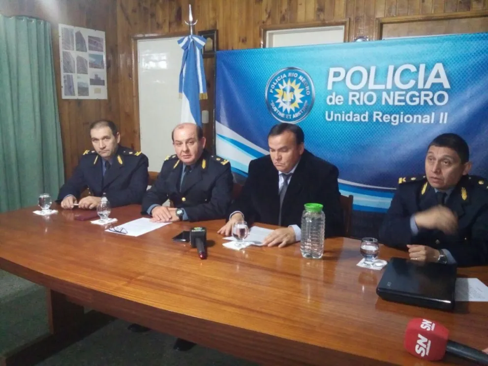 Los principales jefe de la Unidad Regional II y de la Brigada de Investigaciones brindaron detalles de los operativos.