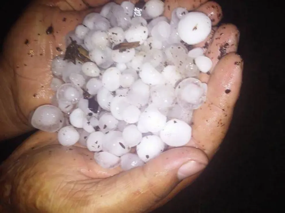 El granizo era del tamaño de "una bola de naftalina".