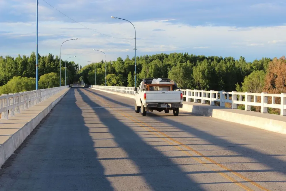 Realizarán hoy pruebas de carga en el Puente de Paso Córdoba y habrá cortes intermitentes