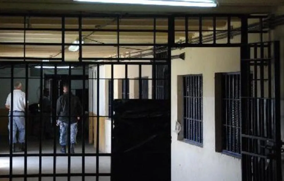 Condenado por utilizar una ametralladora, solicitó no terminar en el Penal de Roca
