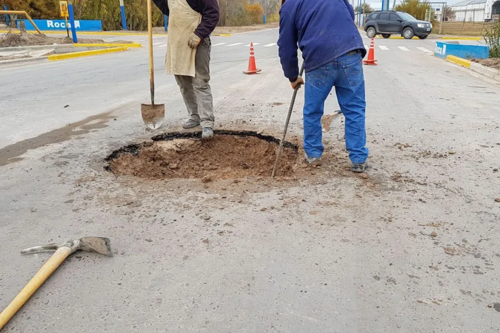 ARSA deberá pagar casi un millón de pesos por una tapa de cloaca mal colocada 