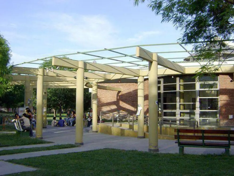 Licenciatura en Acompañamiento Terapéutico se suma a la oferta académica en Roca