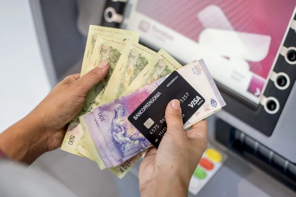 Anunciaron las fechas de pago de salarios en Río Negro