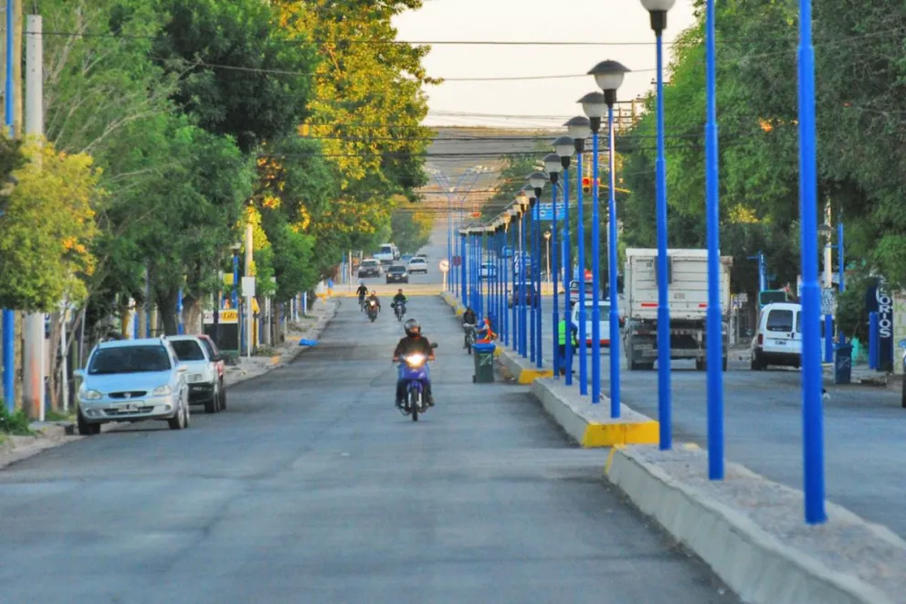 Está condenado por abusar de su hija y ahora vive suelto en General Roca