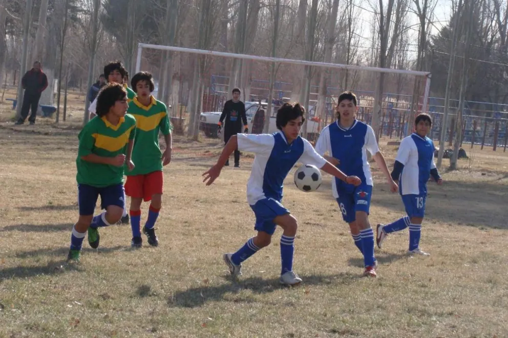 Opinión: Deportes, política y los niños en General Roca