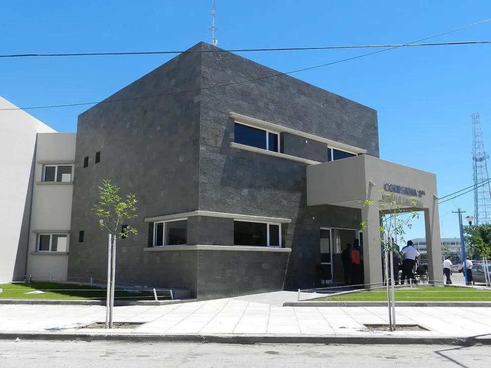 Despidieron a un efectivo de la policía sin fundamentos y cuando estaba de licencia médica 