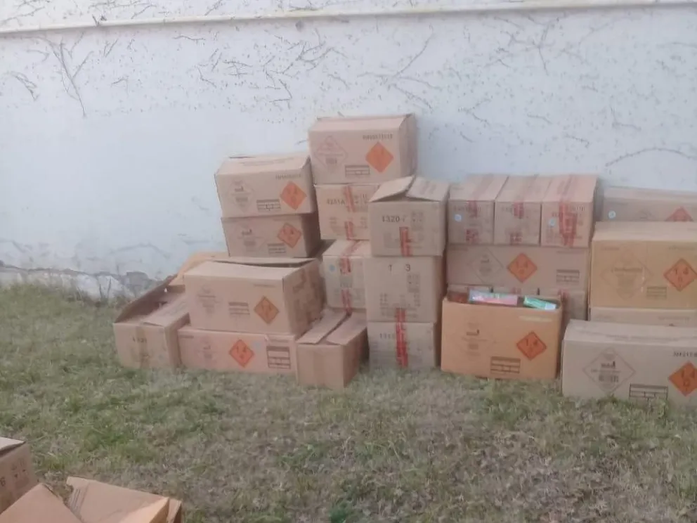 Desarticularon un depósito clandestino con pirotecnia de alta carga explosiva