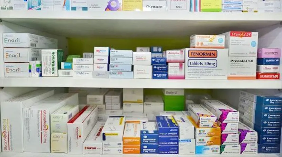 Fanloo advirtió que habilitar la venta de medicamentos fuera de las farmacias podría incrementar la automedicación. (Foto: web)