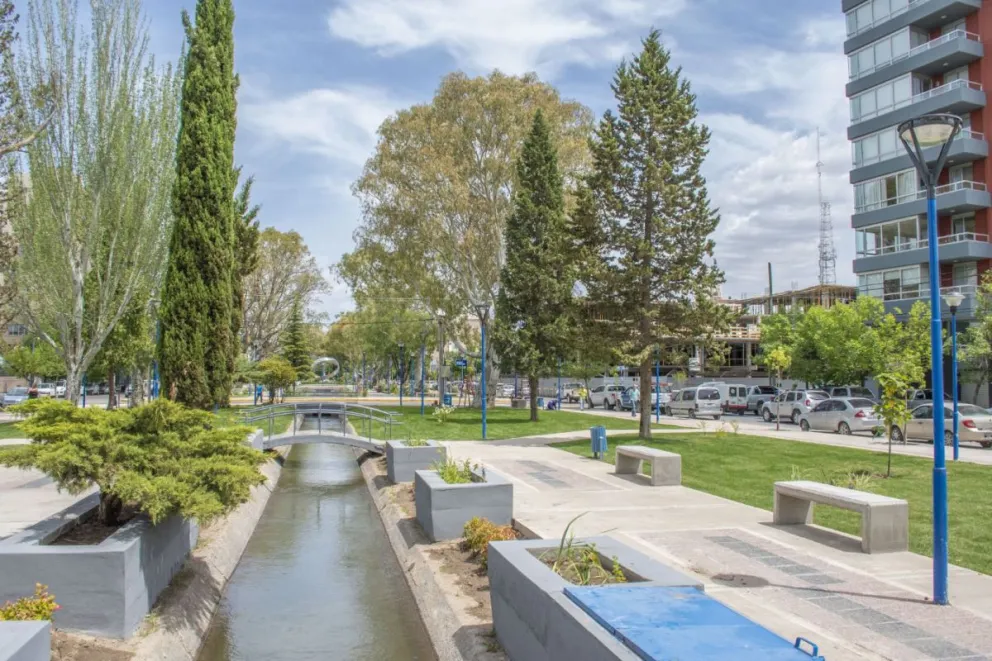 Un menor fue detenido por robar una moto en el Paseo del Canalito