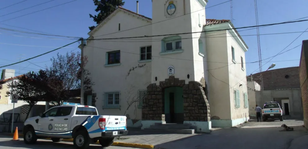 Les sacó una fotografía a sus atacantes luego de ser amenazada con un arma 