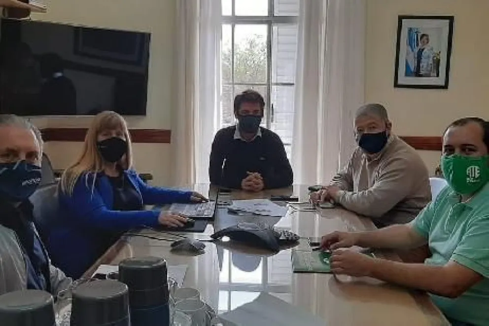 Por Decreto, la Gobernadora ratificó el acuerdo paritario, pero el aumento no se aplicará a funcionarios