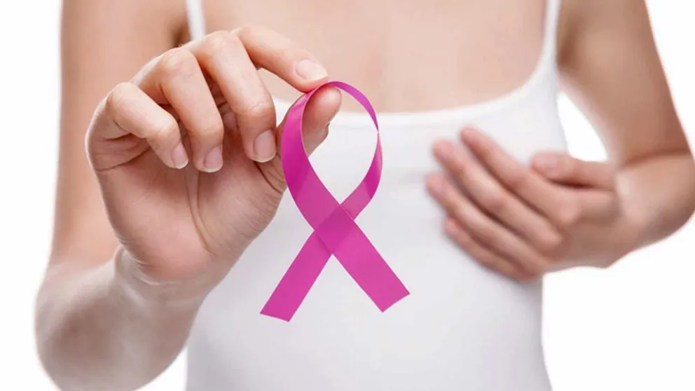 Reclamo de pacientes con cáncer de mamá por suspensión del tratamiento