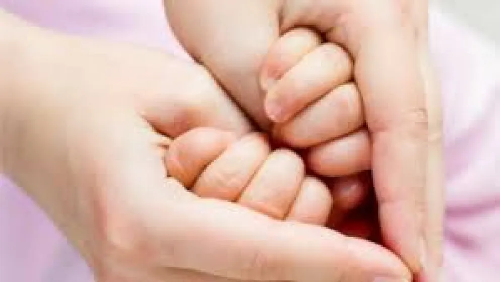 Convocan a familias que deseen adoptar a un niño de 11 años