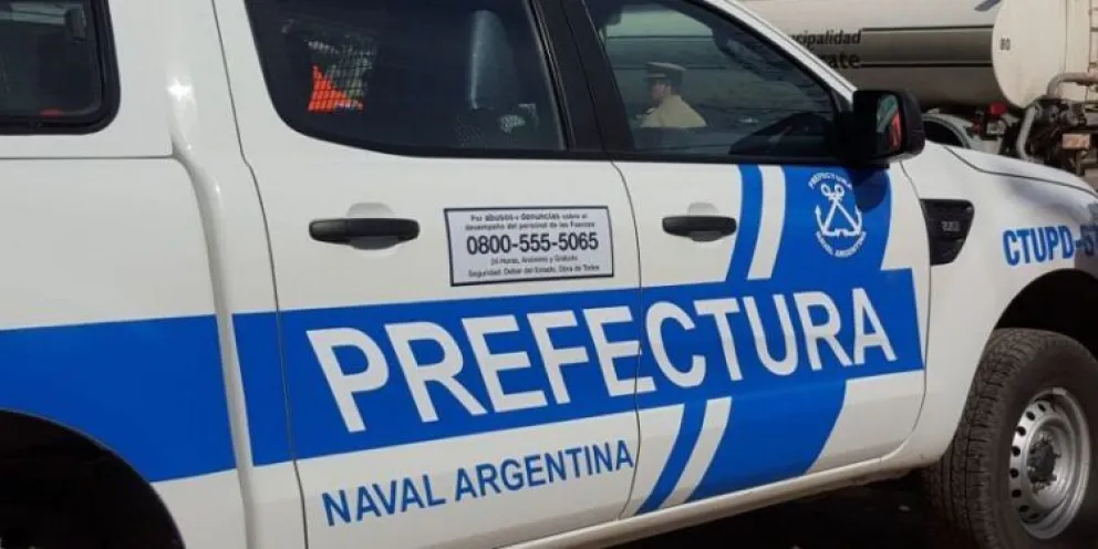 Rescataron a un joven desorientado y sin ropa a orillas del Río Negro 
