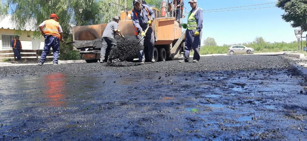 Cómo va a continuar la repavimentación de calles deterioradas en Roca