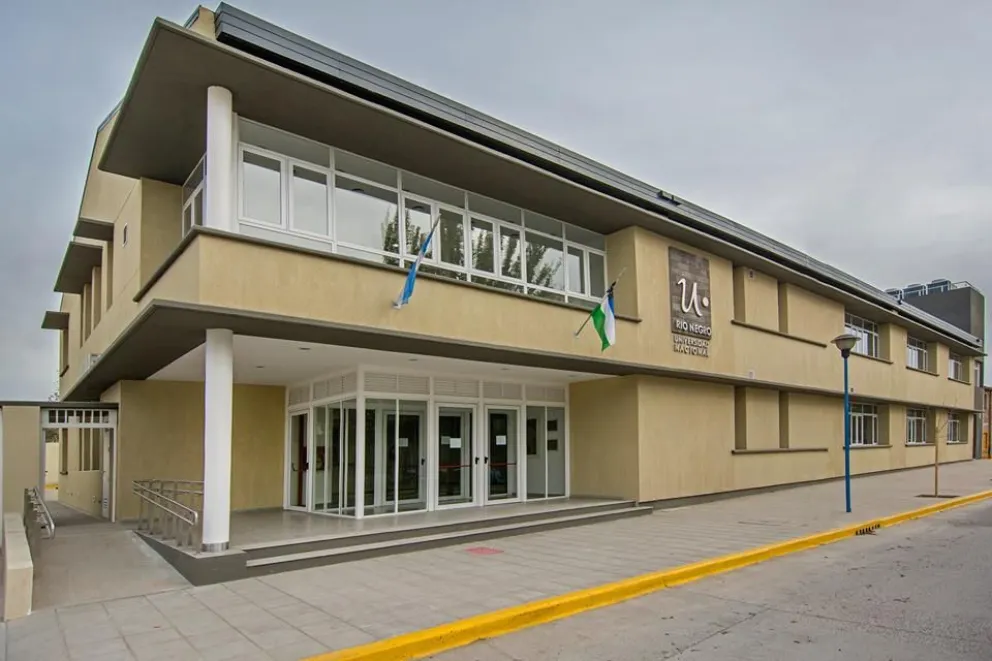 La UNRN busca docente ¿querés ser parte de su plantel?