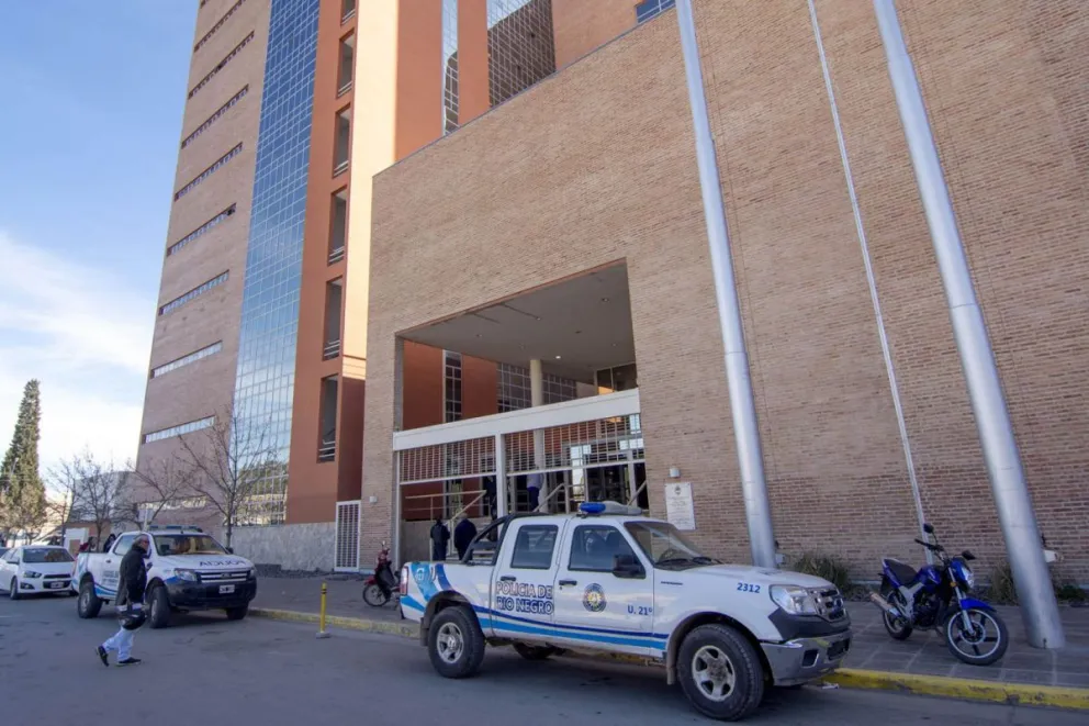 La justicia imputó y dictó prisión preventiva a los que asaltaron una farmacia y luego dispararon a policías