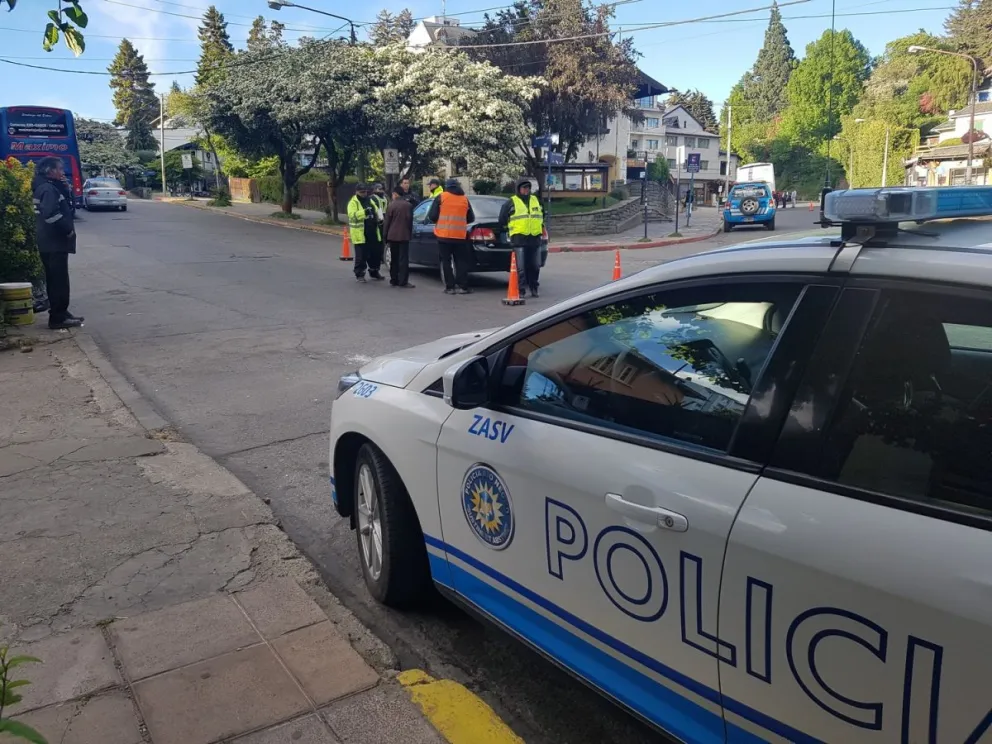 Terrible: asesinaron de una puñalada a una adolescente de 14 años en Bariloche