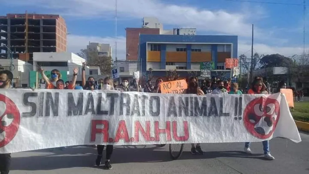 Quienes participan activamente en las tareas de Ranhu buscan apoyo económico de la comunidad para solventar los gastos diarios. (Foto: archivo)