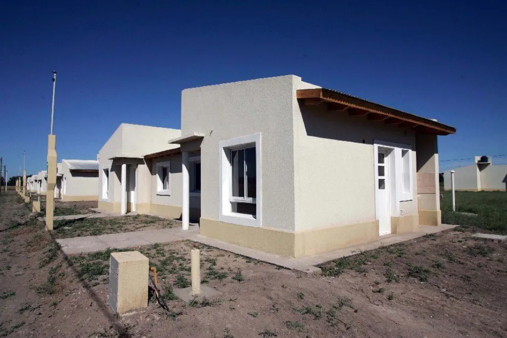 Más de 700 estatales mantienen deudas de viviendas entregadas por el IPPV